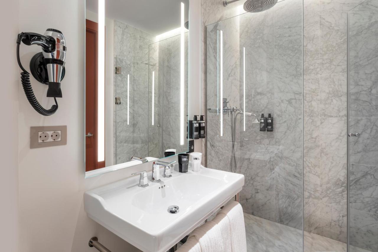 One Shot Arago Hotel Barcellona